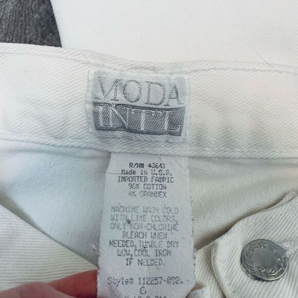 Vintage Moda International White Mid Rise Jeans 6 Straight Denim - Picture 3 of 7